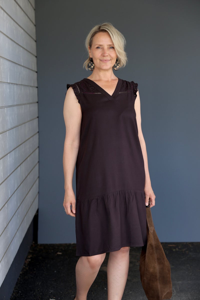 CLAIRE MEKKO RUSKEA