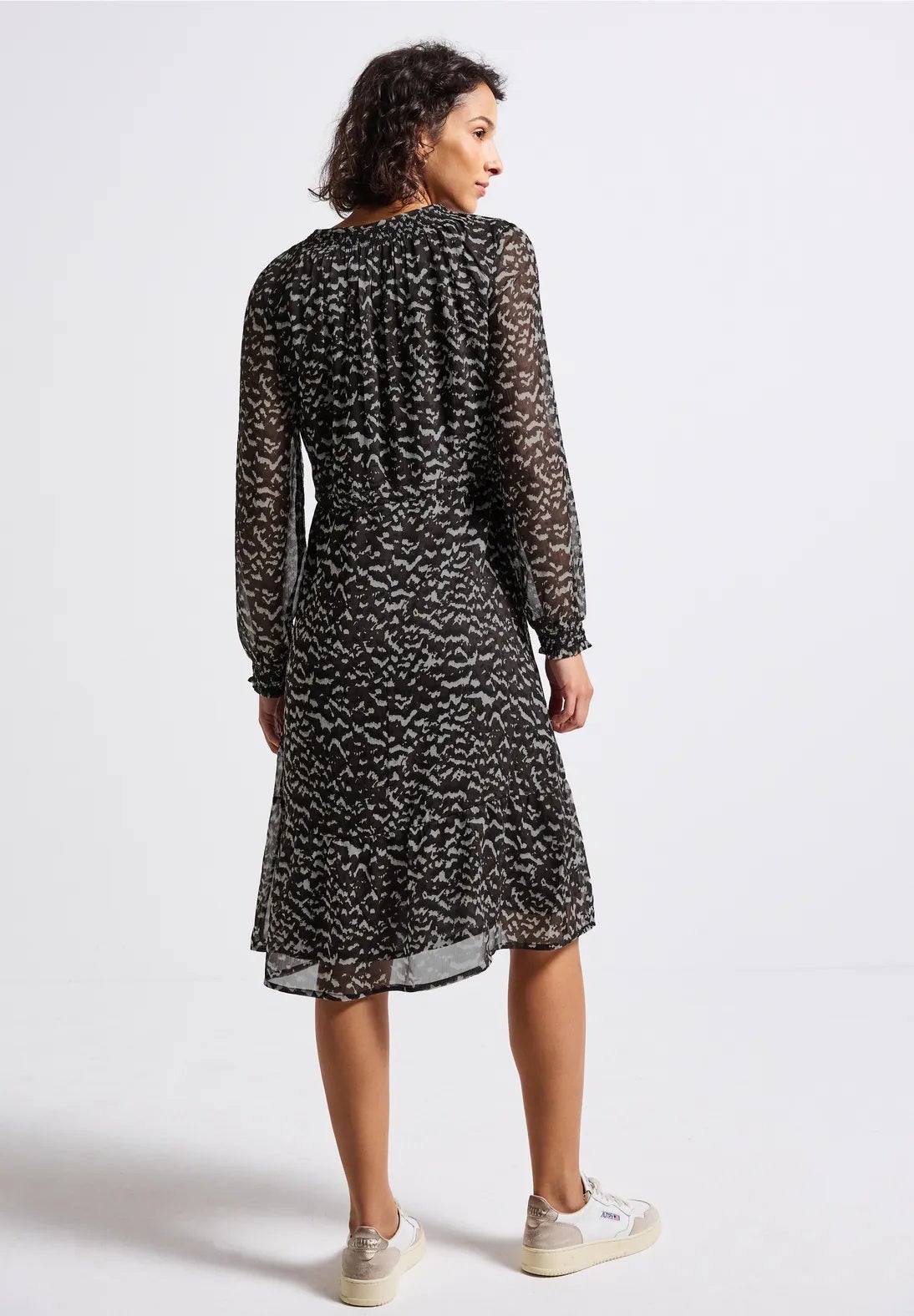 SABRINA MEKKO RUSKEA